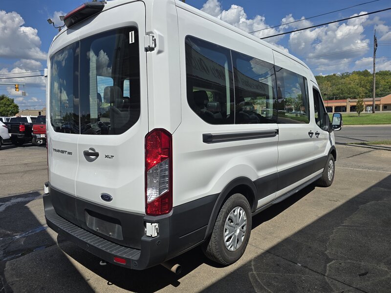 Used 2021 Ford Transit 350 XLT RWD image 4