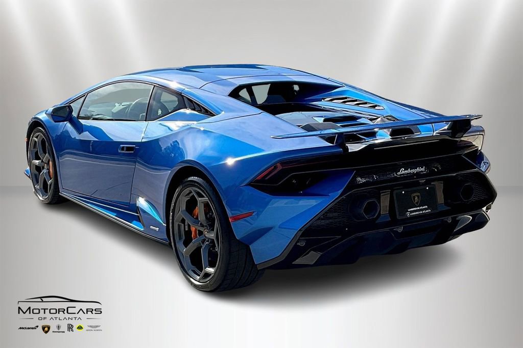 Used 2024 Lamborghini Huracan Tecnica image 9