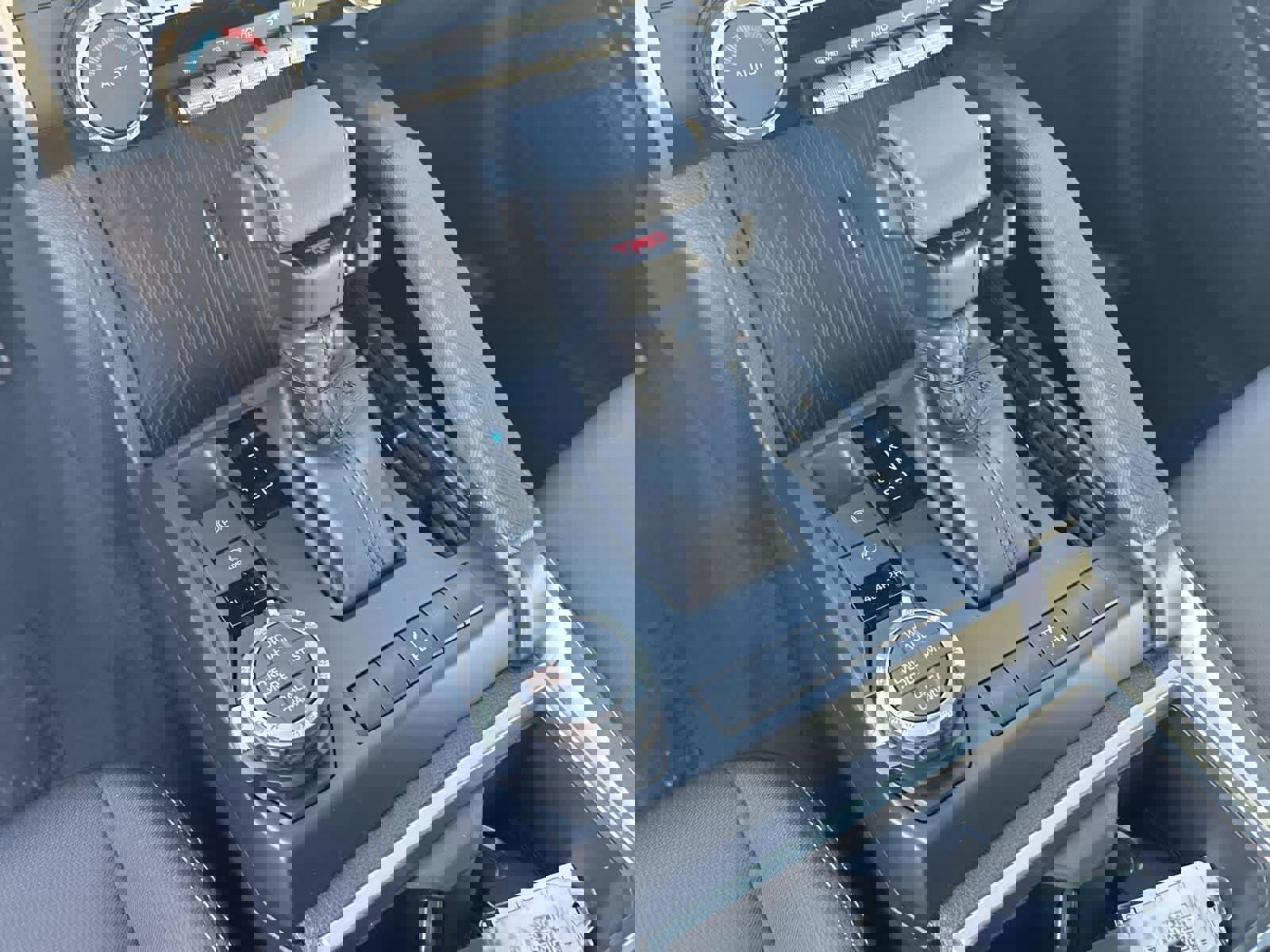 Used 2025 Toyota Tacoma TRD Off-Road image 25