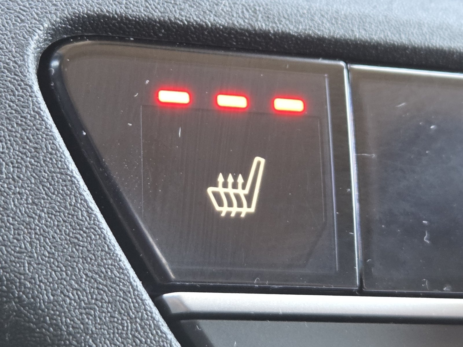 Used 2024 Honda CR-V EX image 6