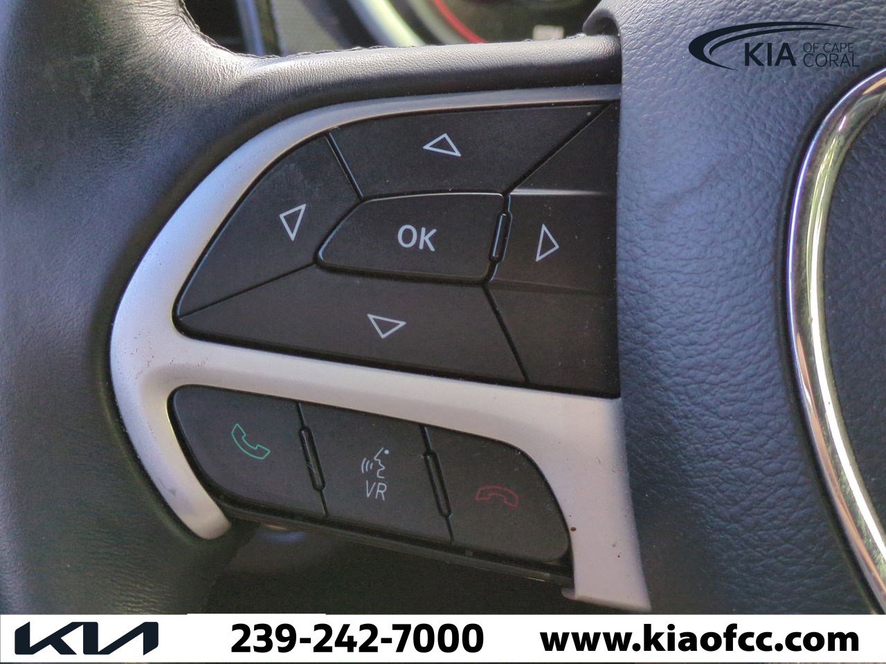 Used 2015 Dodge Challenger R/T Scat Pack w/ Scat Pack Appearance Package image 25