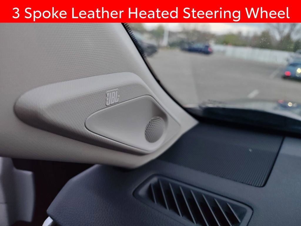 Used 2023 Toyota RAV4 XLE Premium image 10