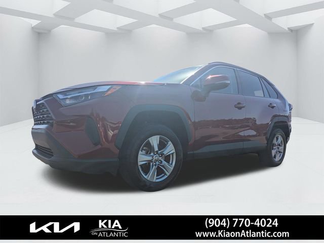 Used 2023 Toyota RAV4 XLE FWD image 7