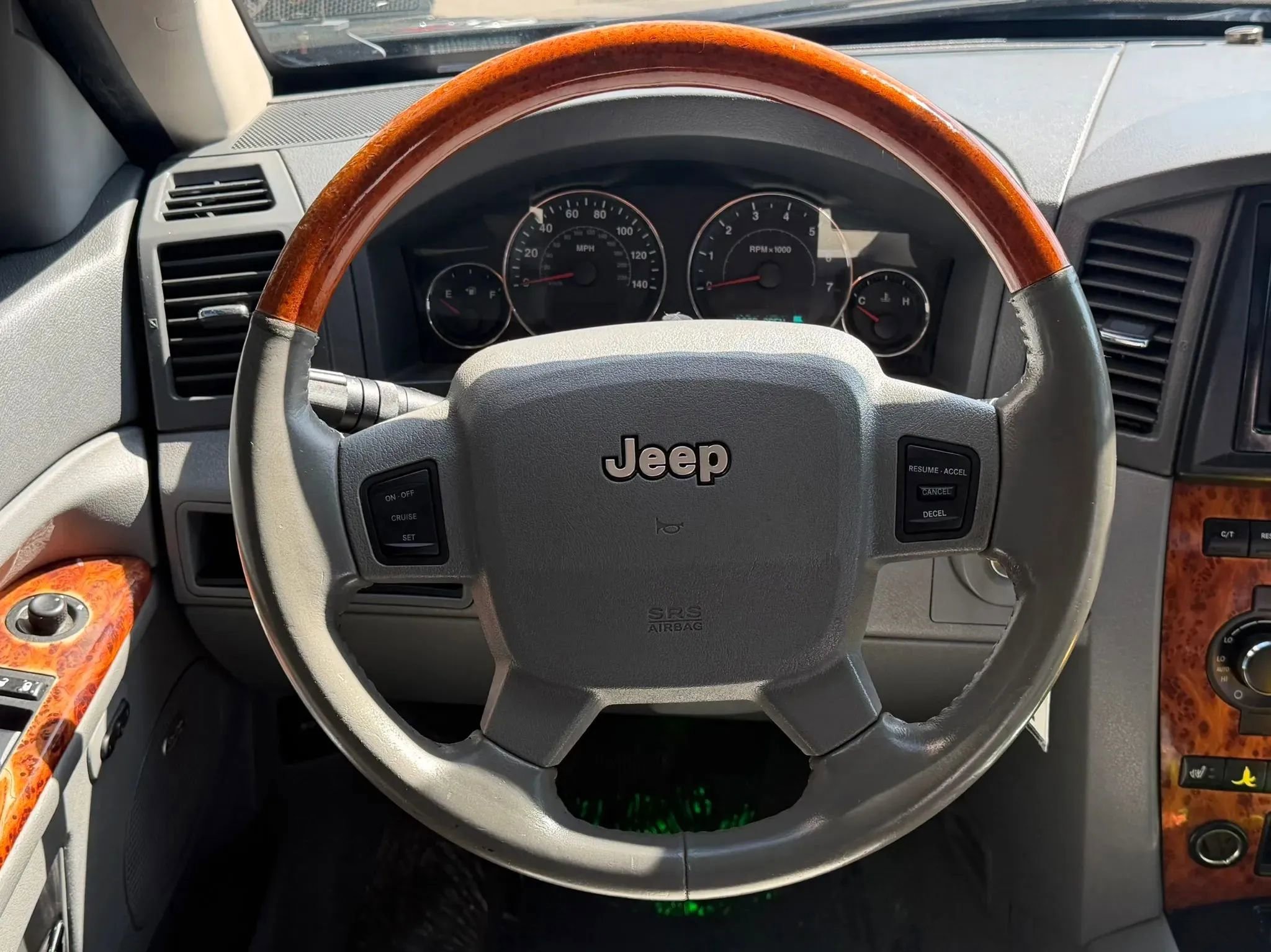 Used 2007 Jeep Grand Cherokee Overland AWD/4WD image 20
