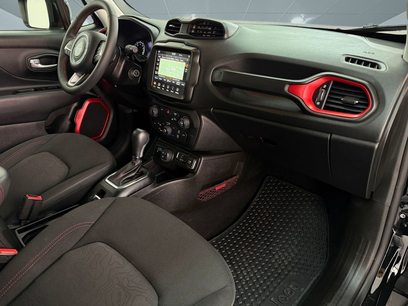 Used 2023 Jeep Renegade Trailhawk image 21