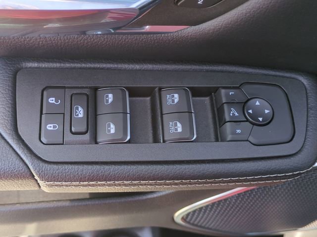 New 2025 RAM 1500 Laramie AWD/4WD image 26