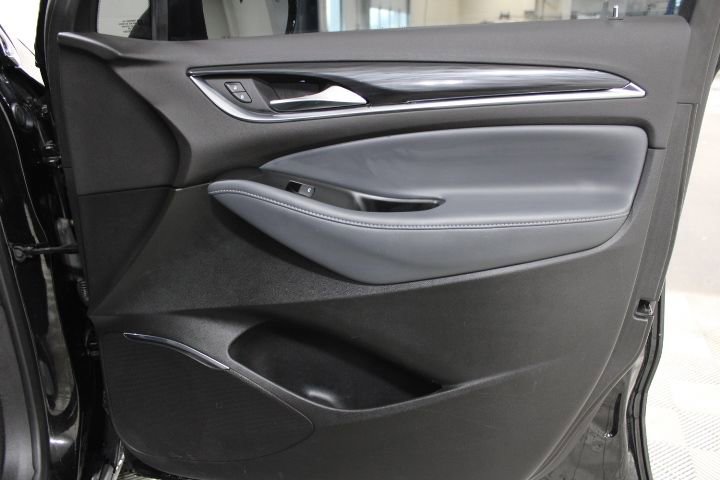 Used 2024 Buick Enclave Essence w/ Experience Buick Package FWD image 27