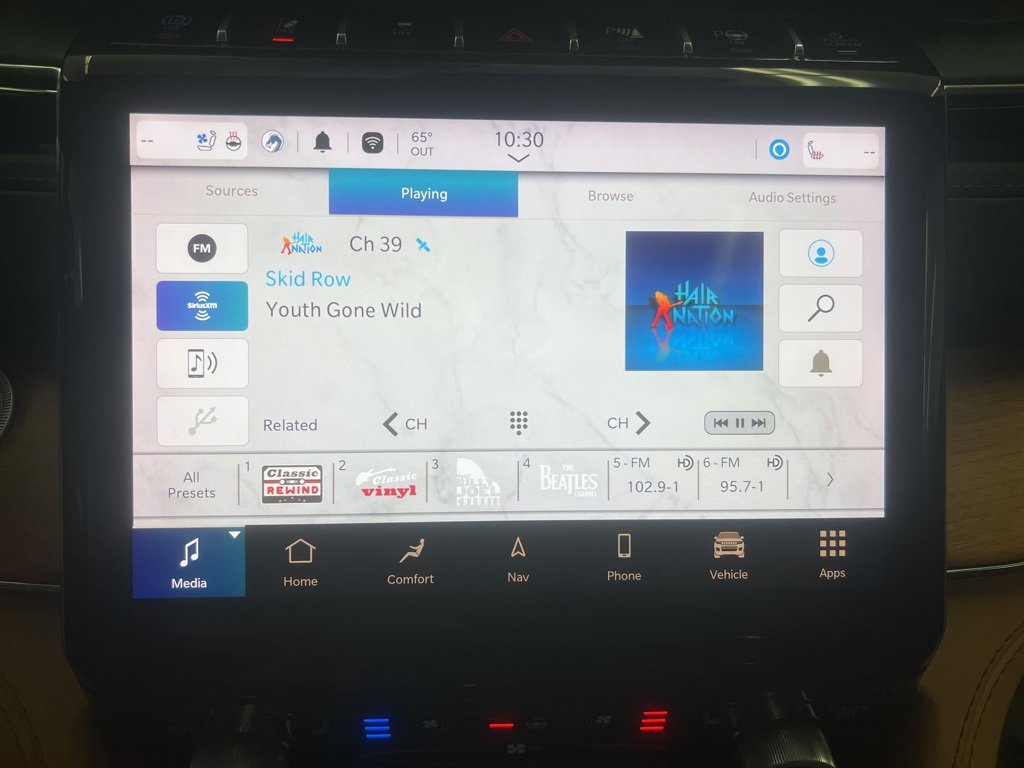 Used 2023 Jeep Grand Cherokee Summit image 17