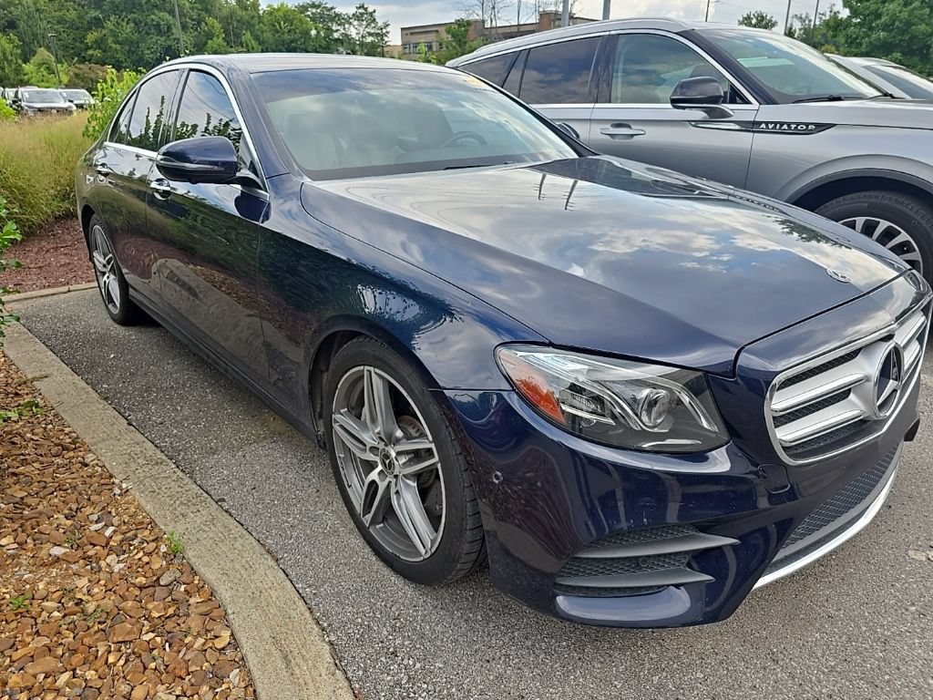 Used 2019 Mercedes-Benz E 300 image 2