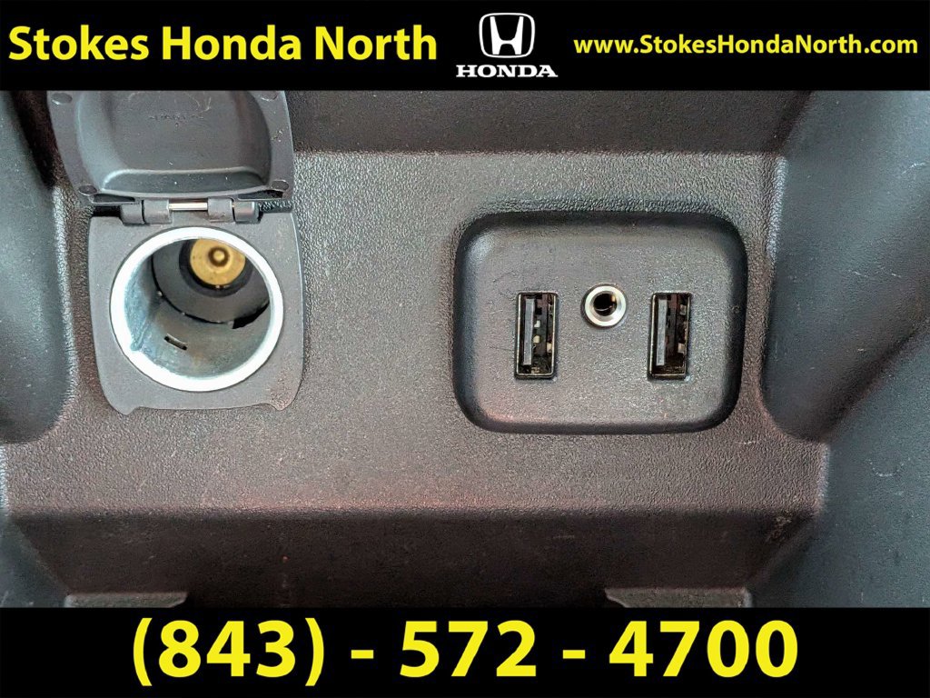 Used 2017 Buick LaCrosse Essence w/ Sun and Shade Package FWD image 23