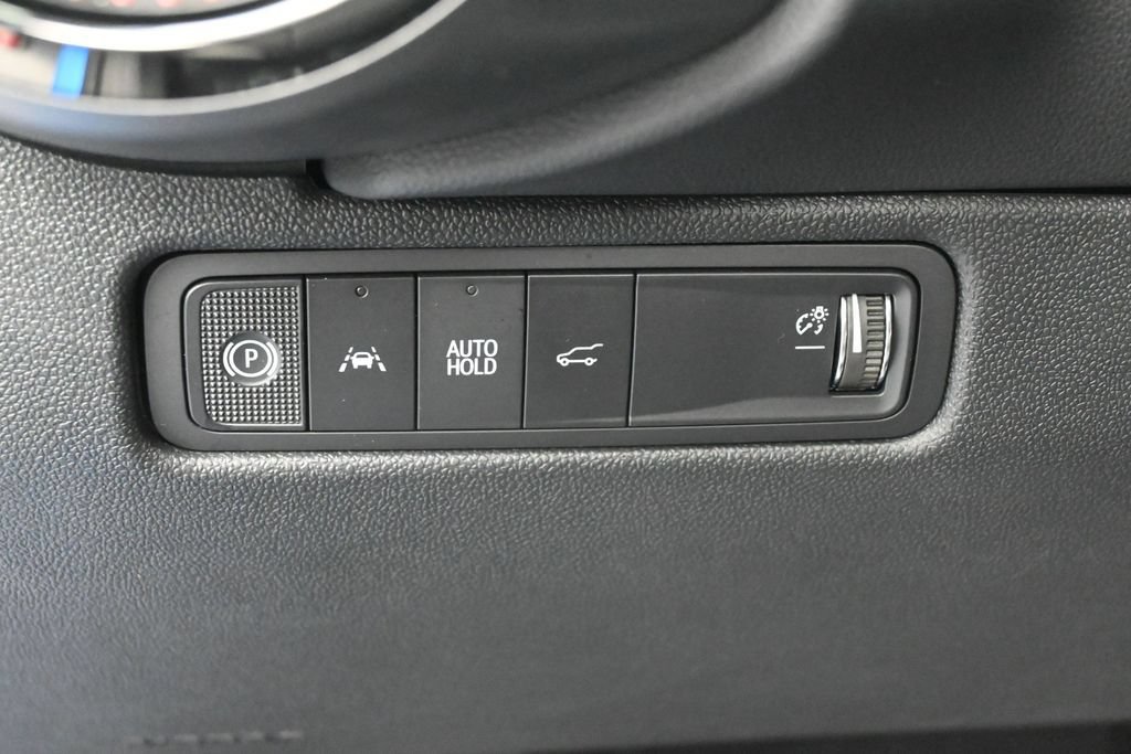 Used 2026 Chevrolet Equinox EV RS FWD image 15