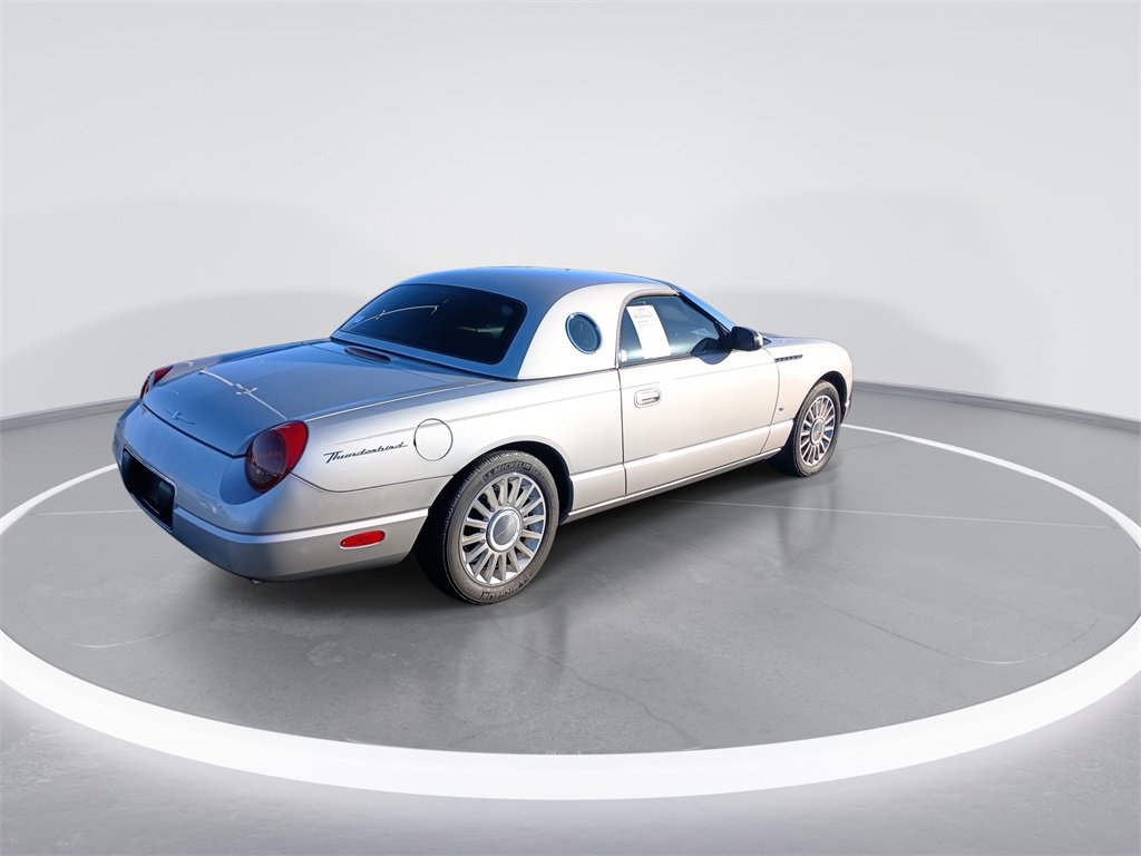 Used 2004 Ford Thunderbird image 8
