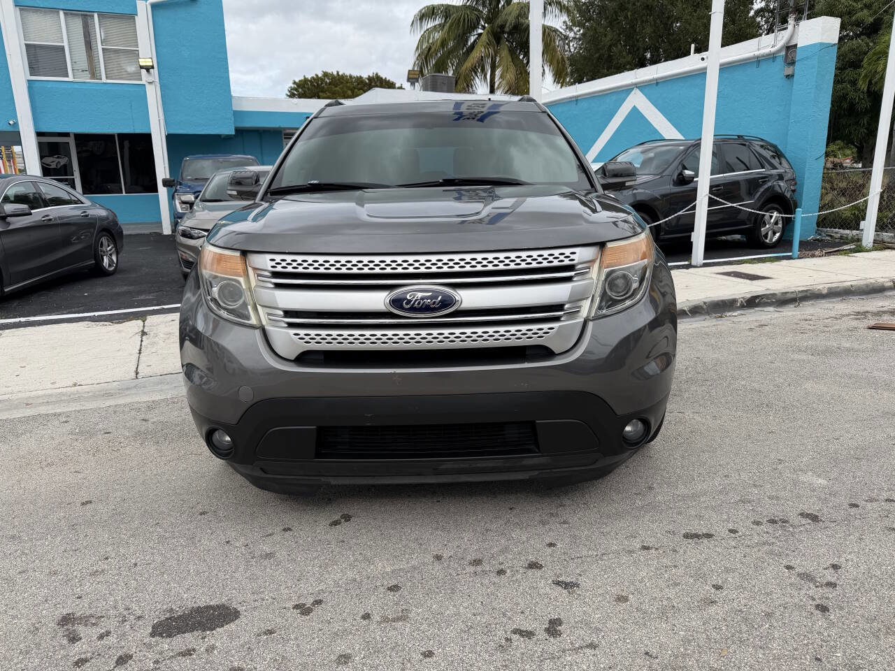 Used 2014 Ford Explorer XLT image 4