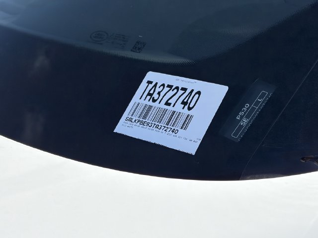 New 2026 Land Rover Range Rover Long Wheelbase SE AWD/4WD image 23
