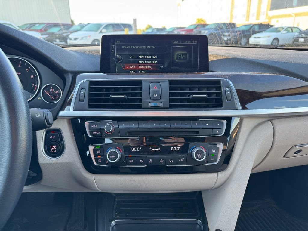 Used 2017 BMW 330i xDrive Wagon AWD/4WD image 2