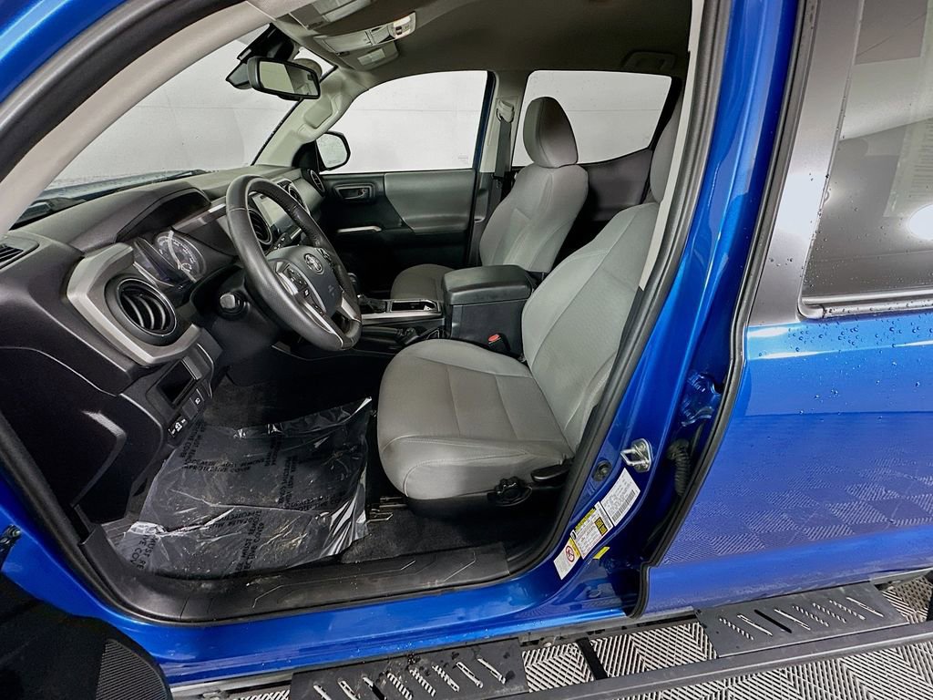 Used 2018 Toyota Tacoma SR5 image 27