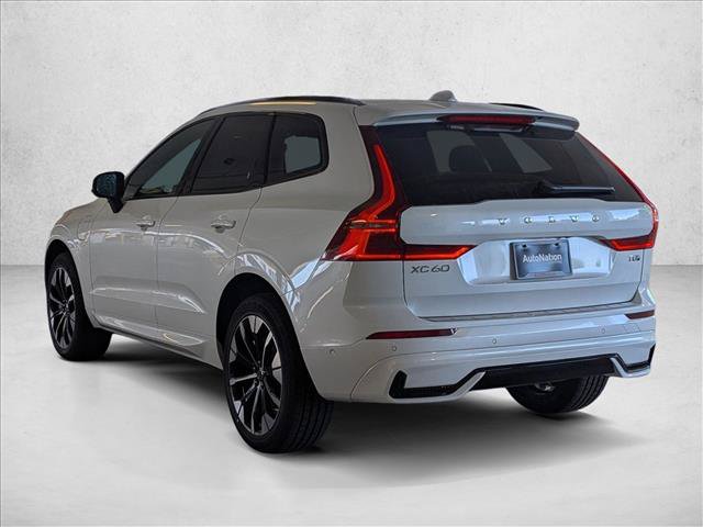 New 2026 Volvo XC60 T8 Plus w/ Climate Package PRO AWD/4WD image 8