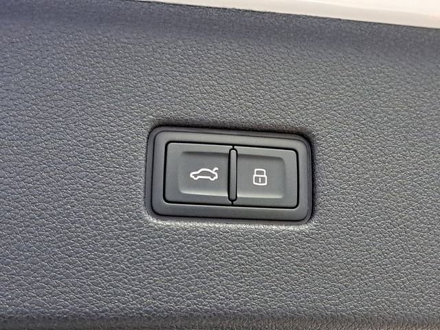 New 2026 Audi RS Q8 performance AWD/4WD image 27