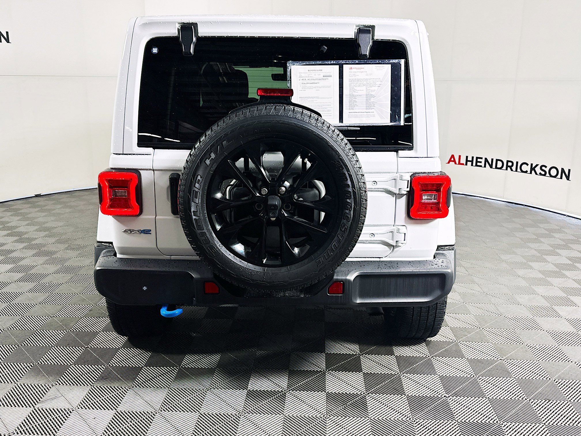 Used 2022 Jeep Wrangler Unlimited Sahara image 4