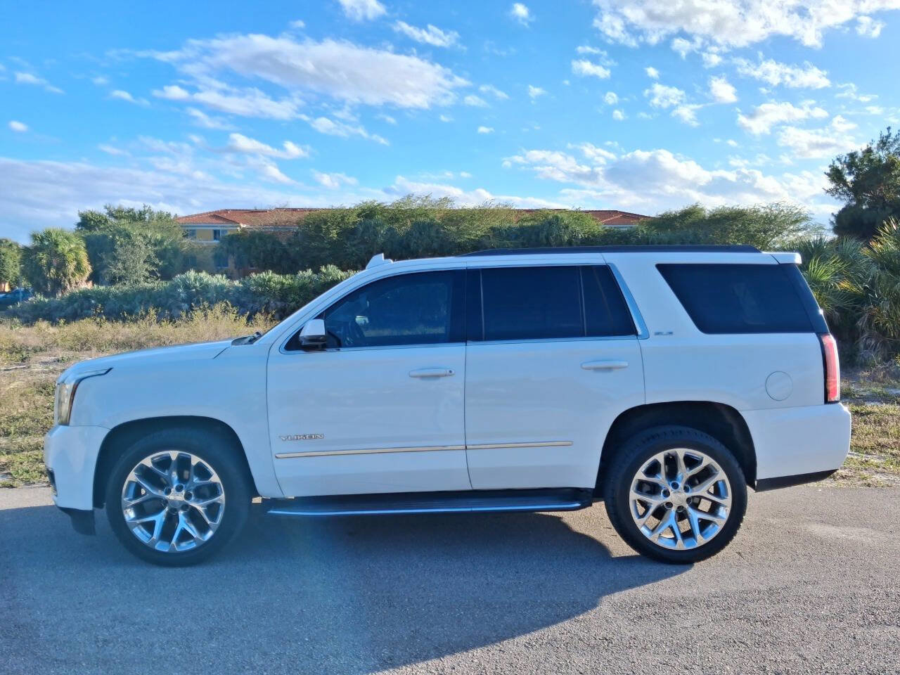 Used 2017 GMC Yukon SLE w/ Convenience Package