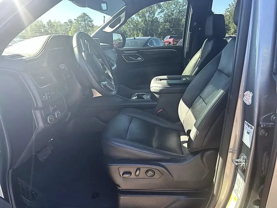 Used 2023 Chevrolet Tahoe LT RWD image 9