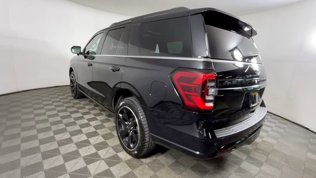 Used 2023 Ford Expedition Limited AWD/4WD image 6