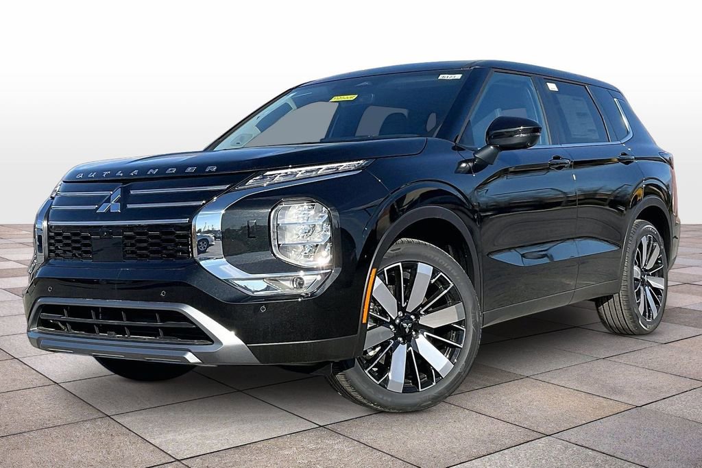 New 2025 Mitsubishi Outlander SE image 2