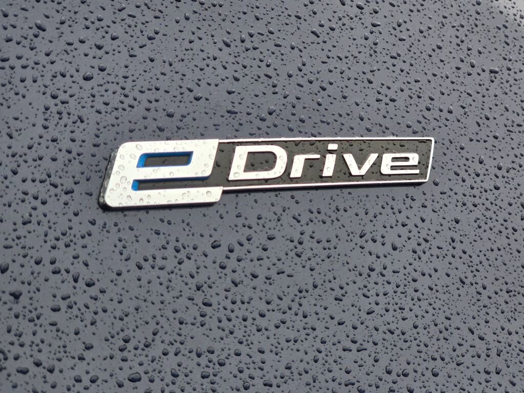 Used 2017 BMW X5 xDrive40e AWD/4WD image 13