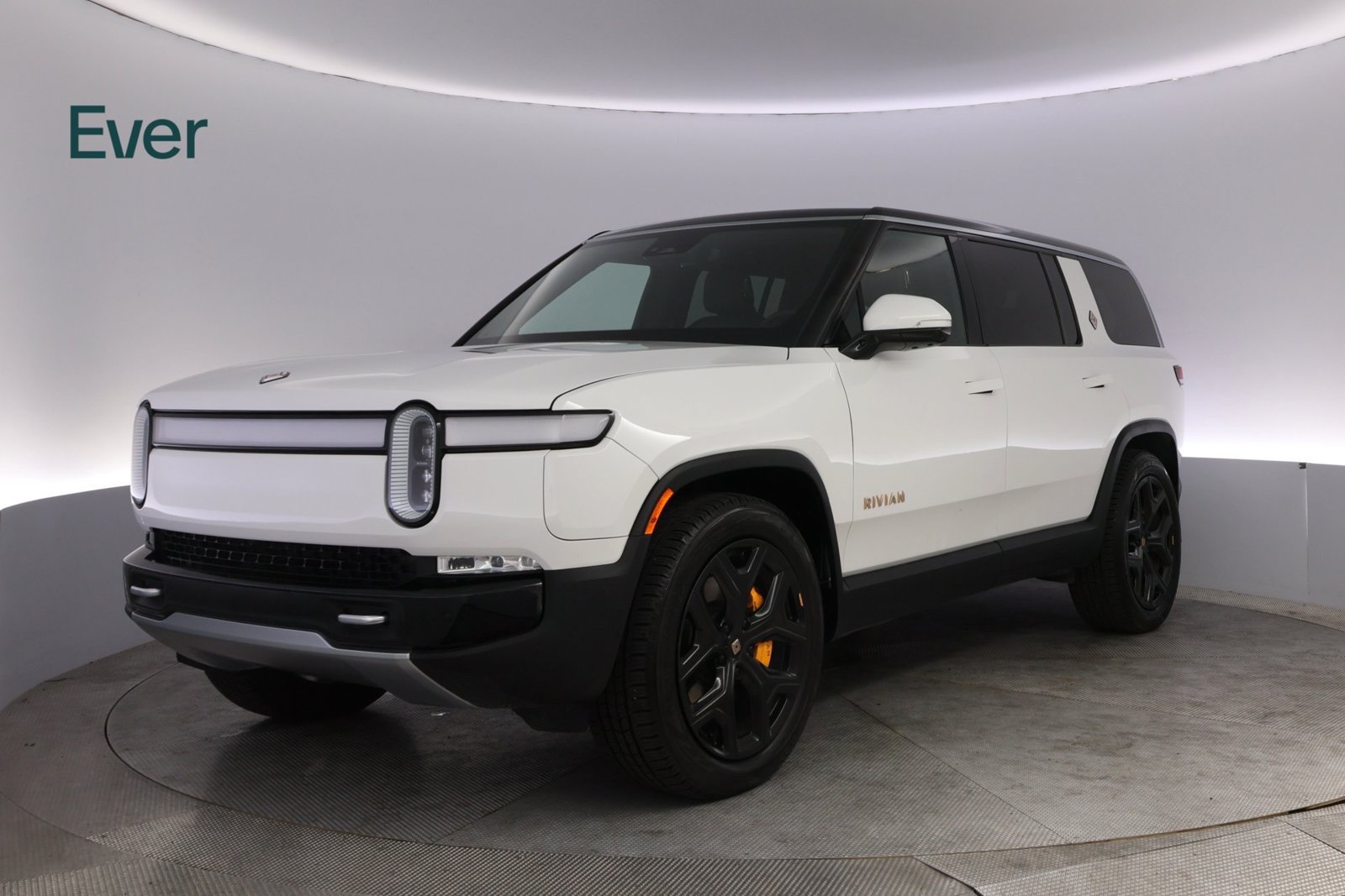Used 2023 Rivian R1S Adventure Quad AWD/4WD image 2
