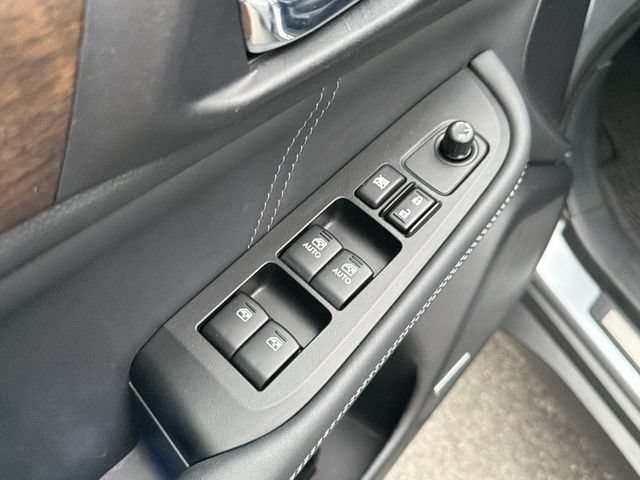 Used 2018 Subaru Outback 3.6R Limited AWD/4WD image 22