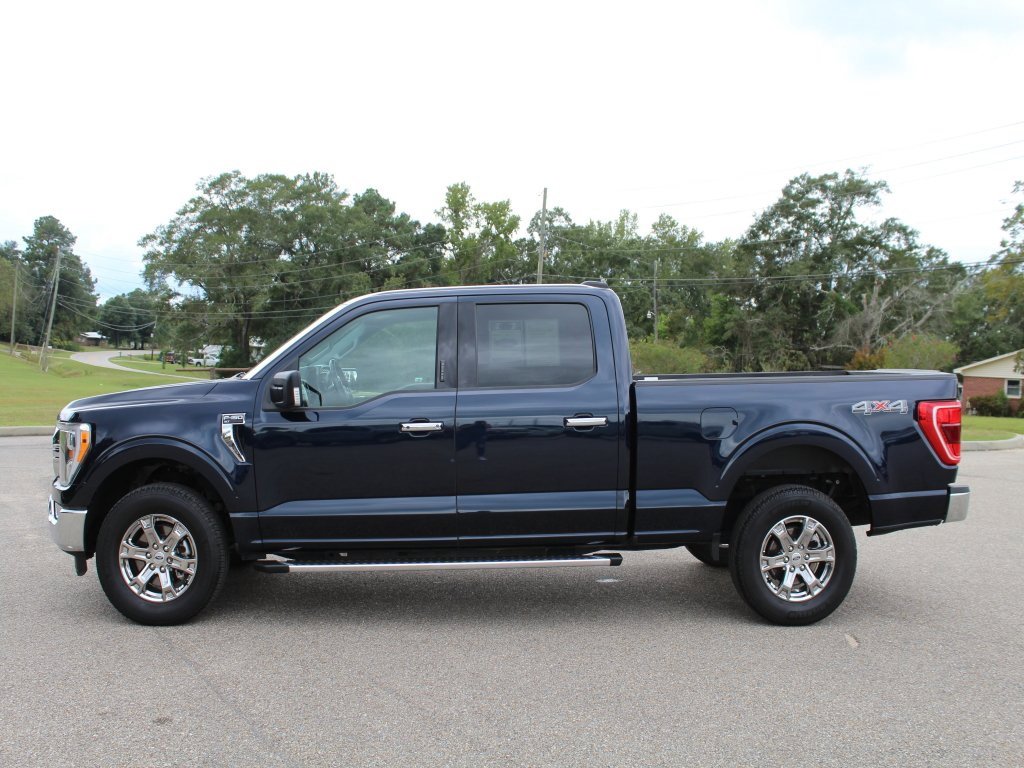 Used 2022 Ford F150 XLT w/ Equipment Group 302A High image 11