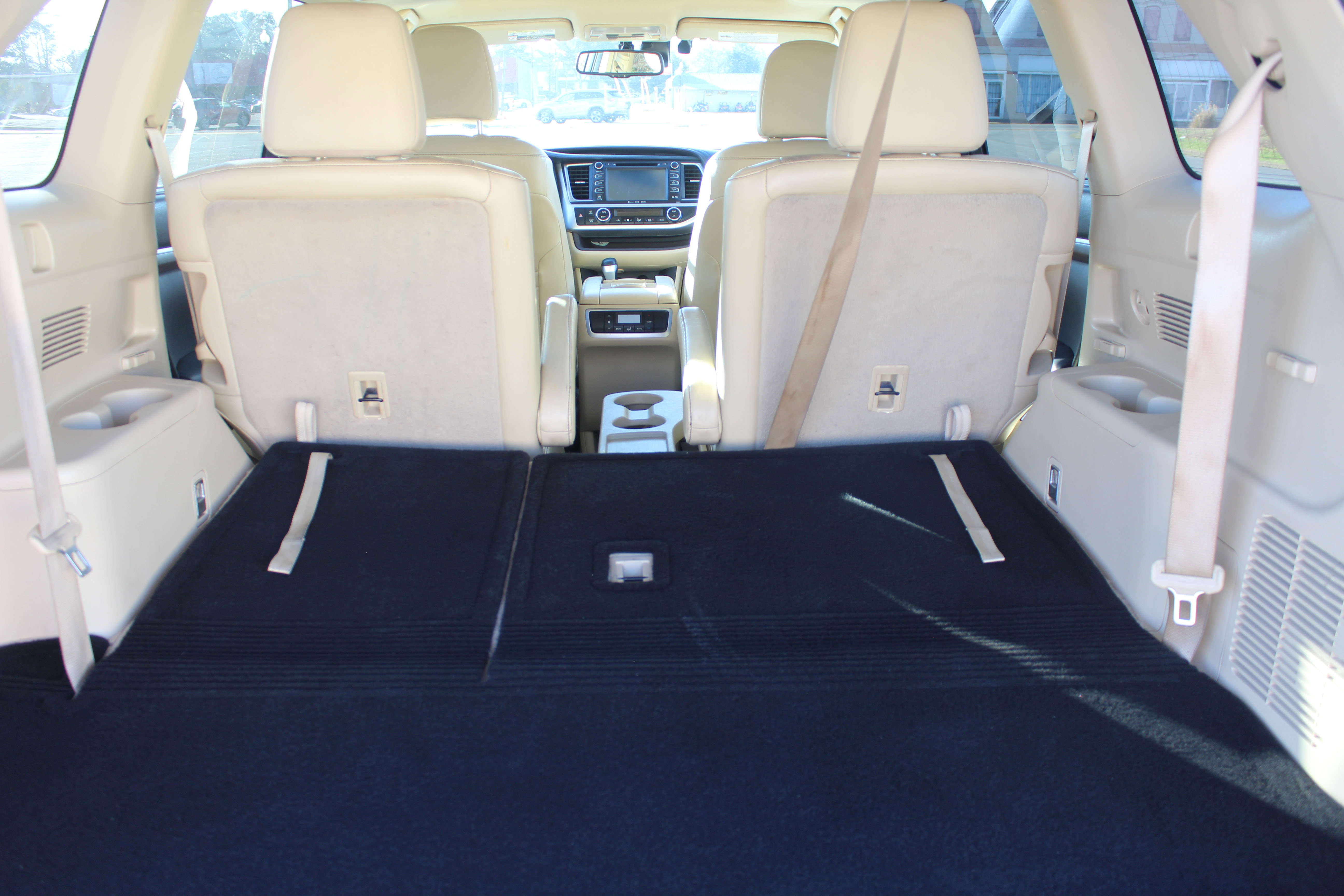 Used 2016 Toyota Highlander Limited image 9