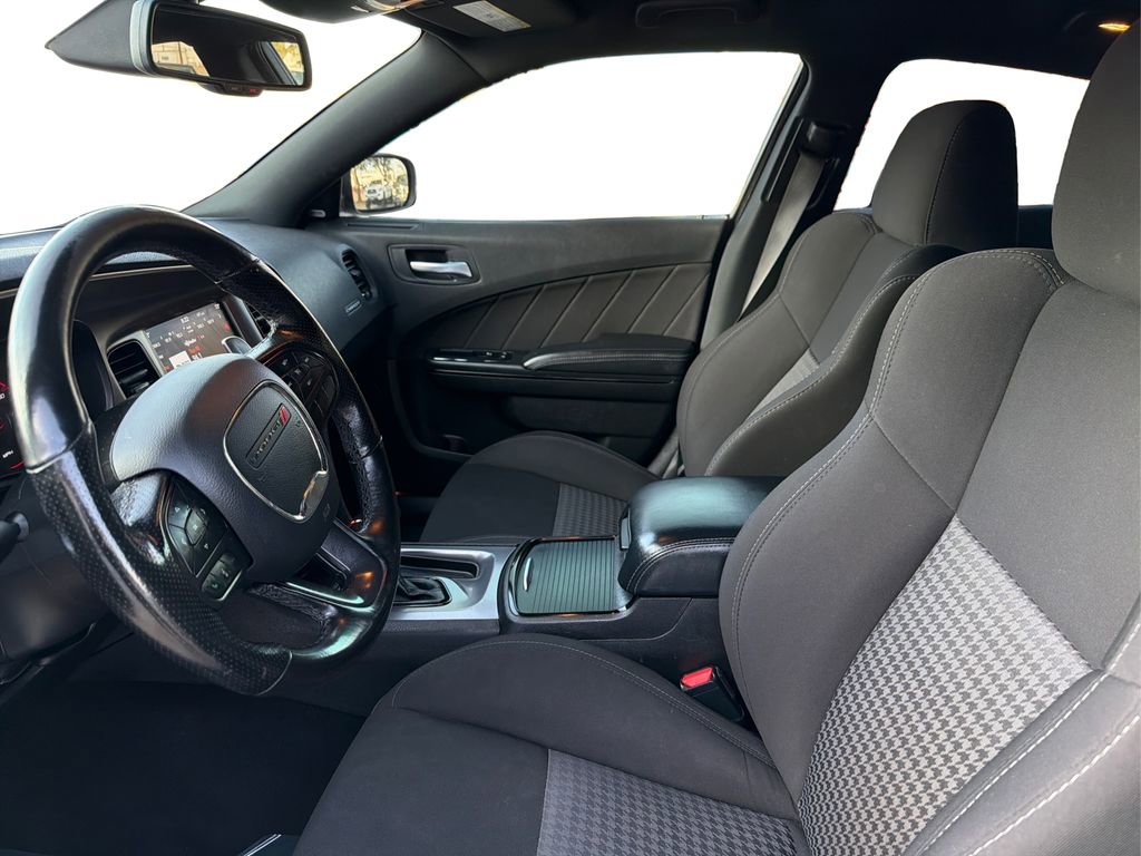 Used 2022 Dodge Charger GT w/ Blacktop Package image 10