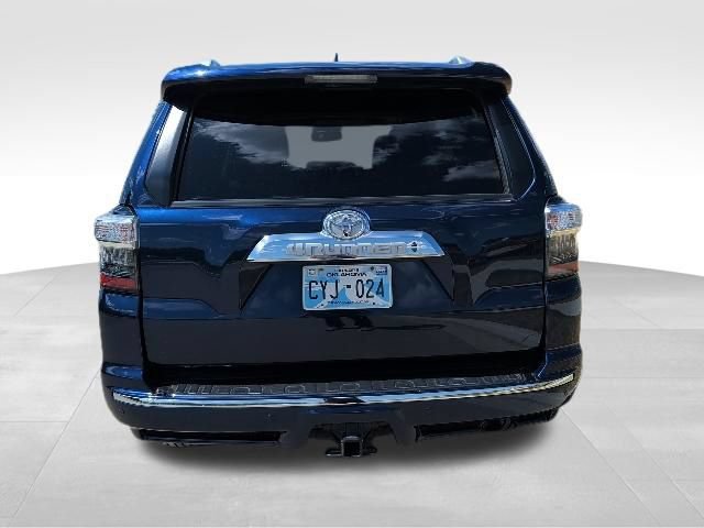 Used 2016 Toyota 4Runner Limited AWD/4WD image 4