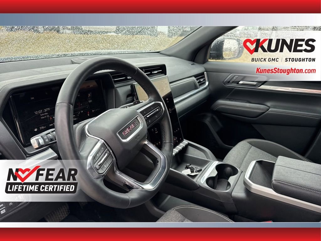 Used 2025 GMC Terrain Elevation image 20