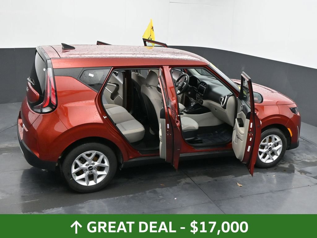 Used 2025 Kia Soul LX w/ LX Technology Package image 71