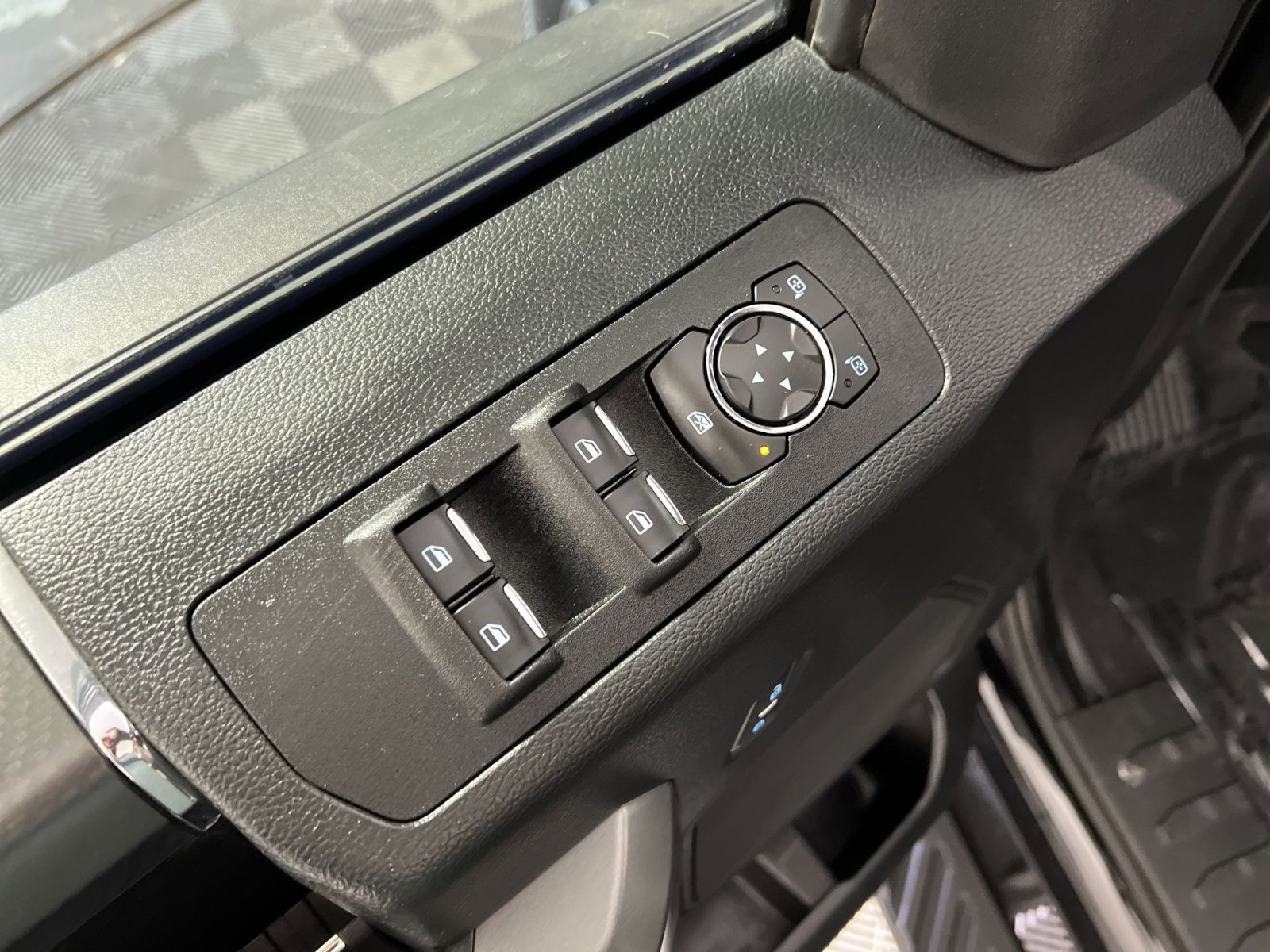 Used 2020 Ford F150 XLT w/ Equipment Group 302A Luxury image 13