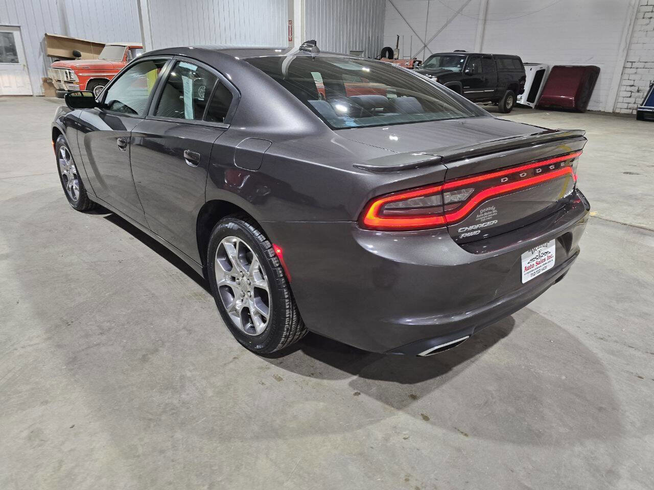 Used 2015 Dodge Charger SXT w/ Rallye Group image 9