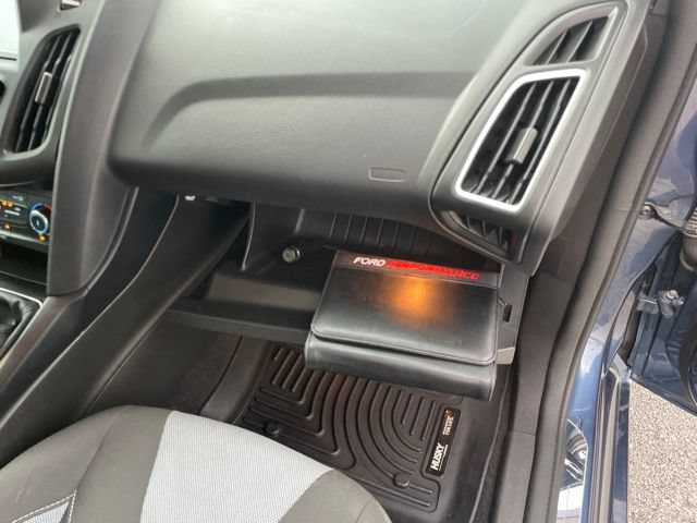 Used 2018 Ford Focus ST FWD image 44