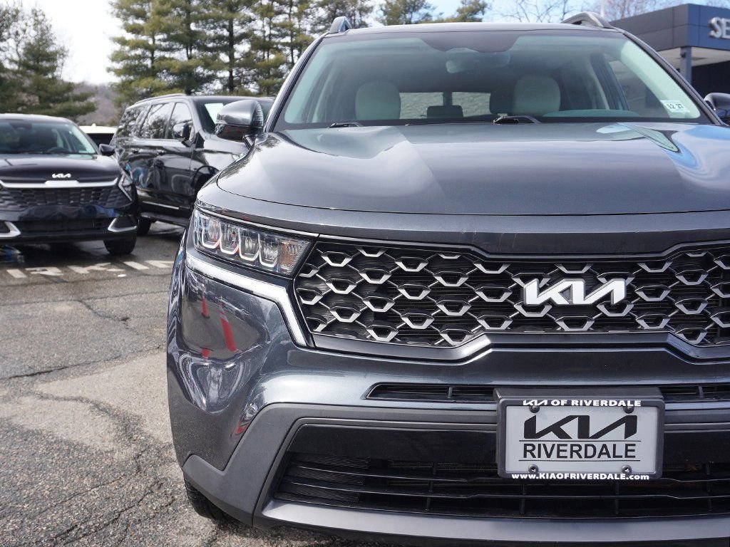Used 2022 Kia Sorento S w/ Panoramic Sunroof Package image 15