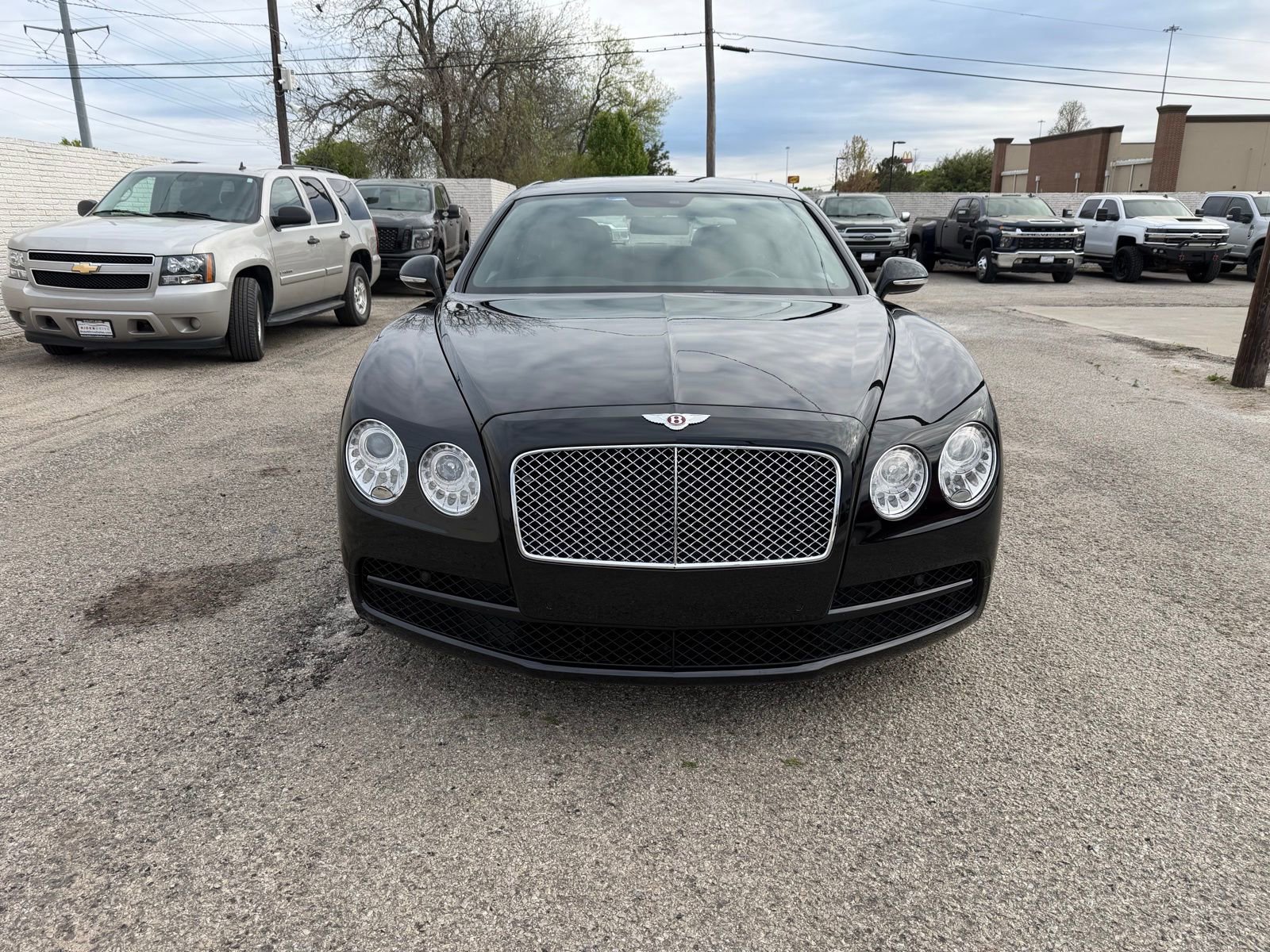 Used 2018 Bentley Flying Spur V8 image 10