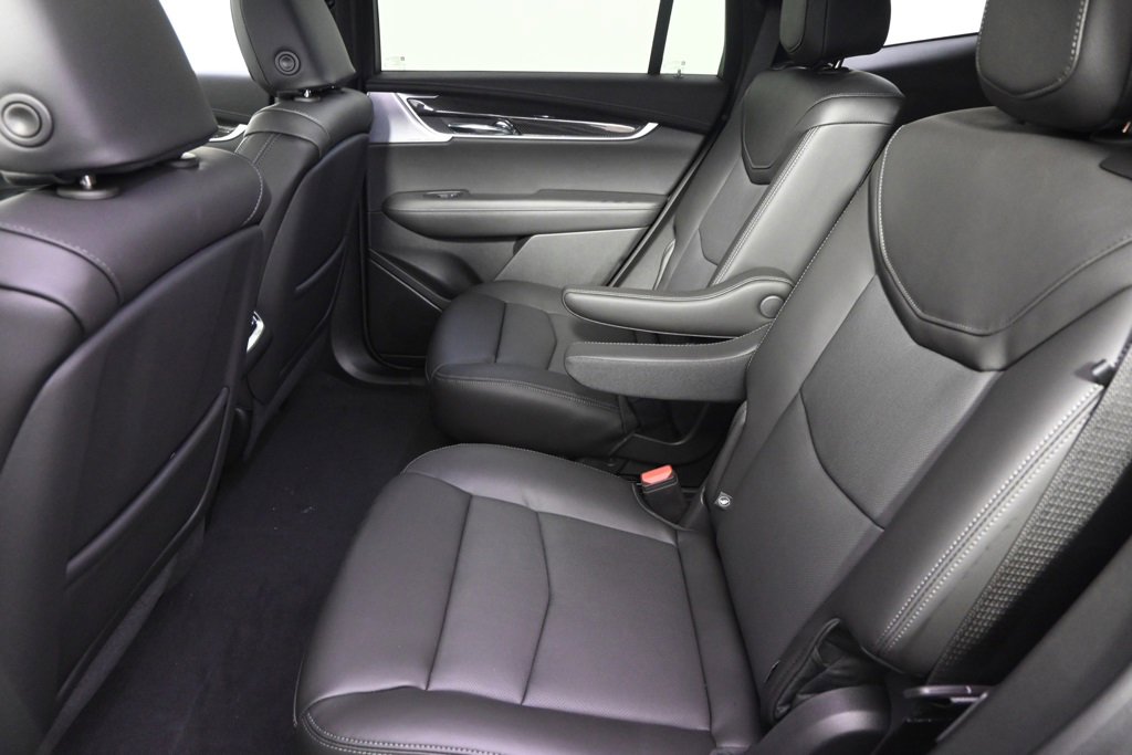 New 2025 Cadillac XT6 Sport w/ Technology Package image 21