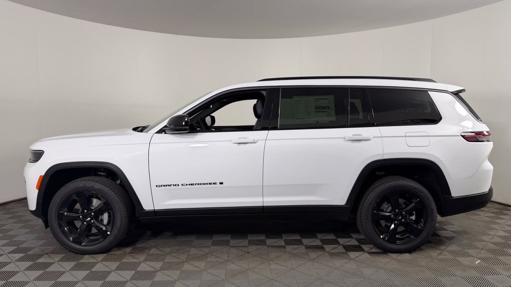 New 2027 Jeep Grand Cherokee L Limited AWD/4WD image 4