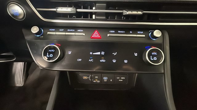 Used 2026 Hyundai Sonata SEL FWD image 22