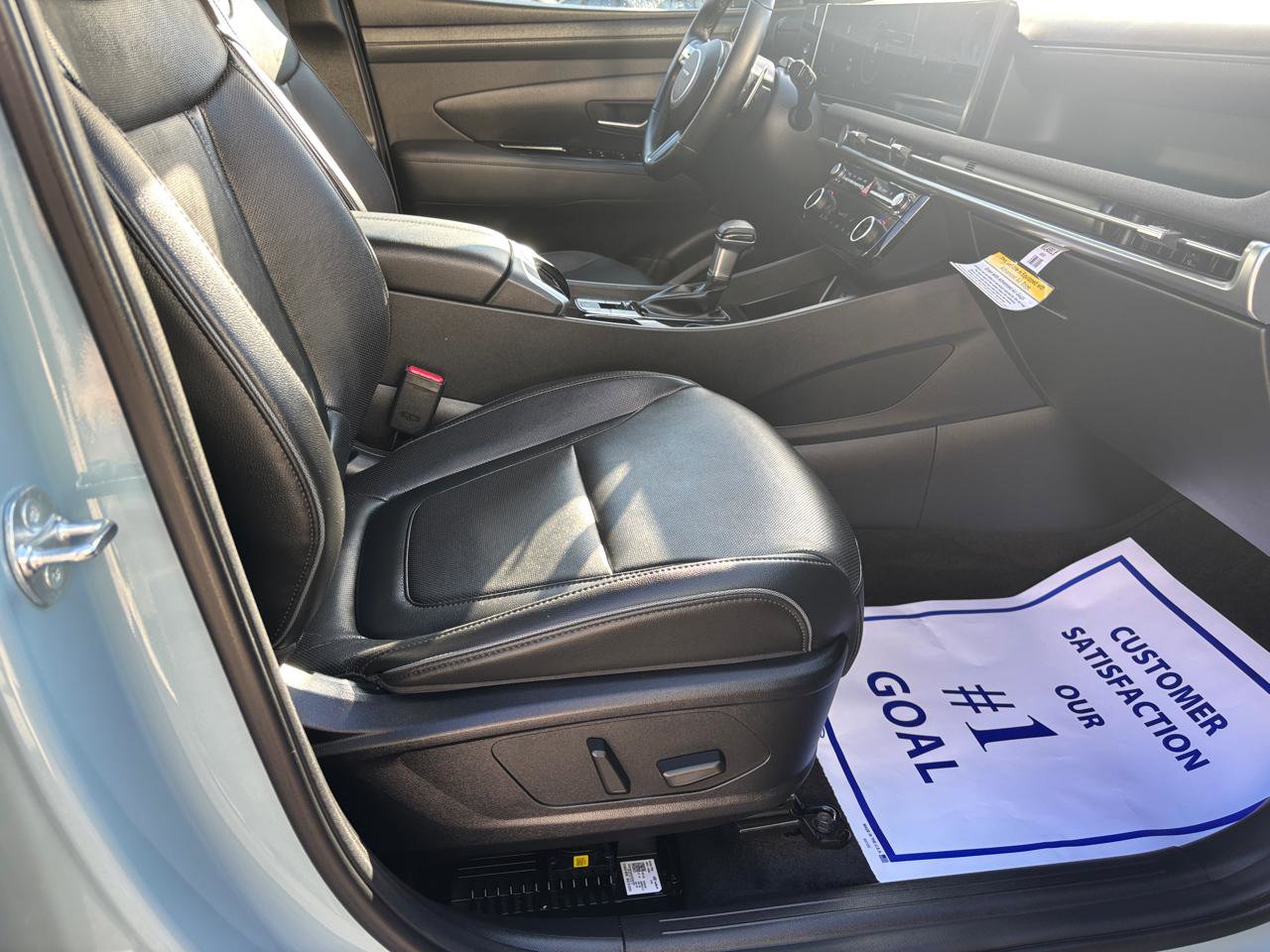 Used 2025 Hyundai Santa Cruz Limited image 15