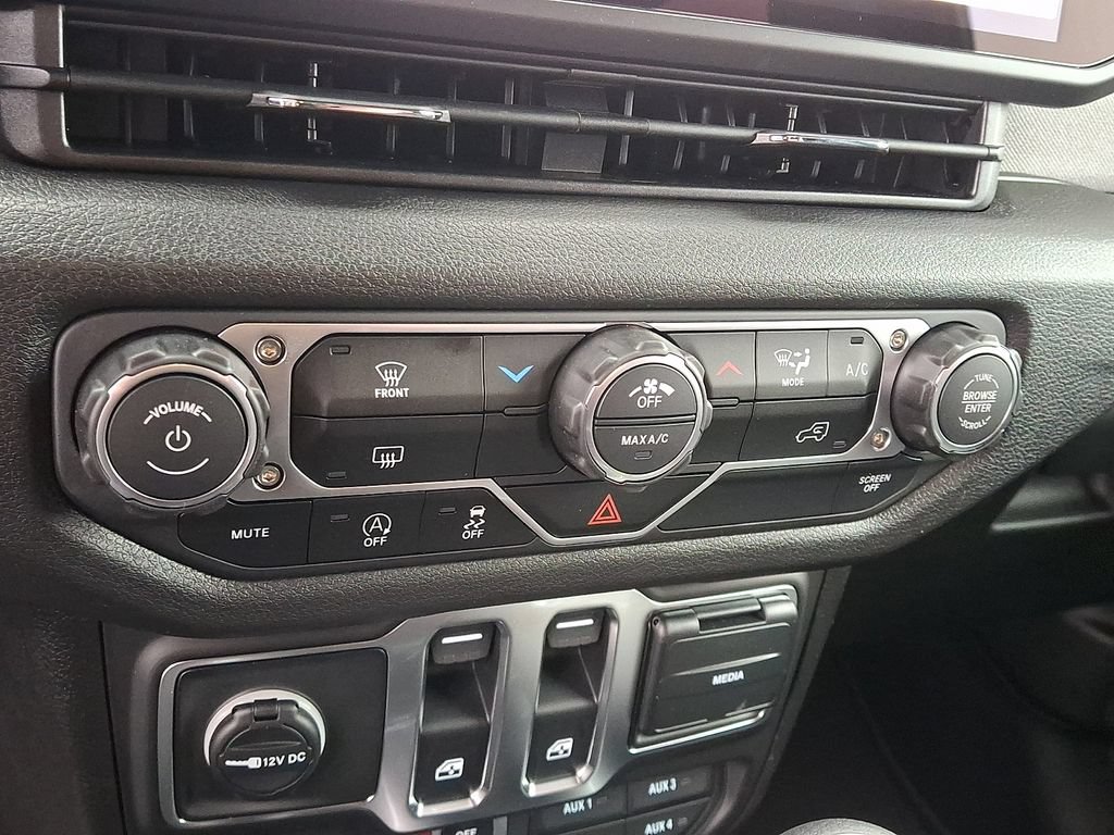 New 2026 Jeep Wrangler Sport AWD/4WD image 17