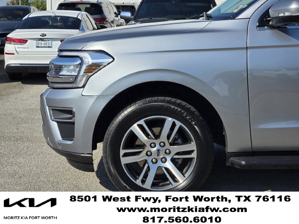 Used 2024 Ford Expedition Limited AWD/4WD image 8