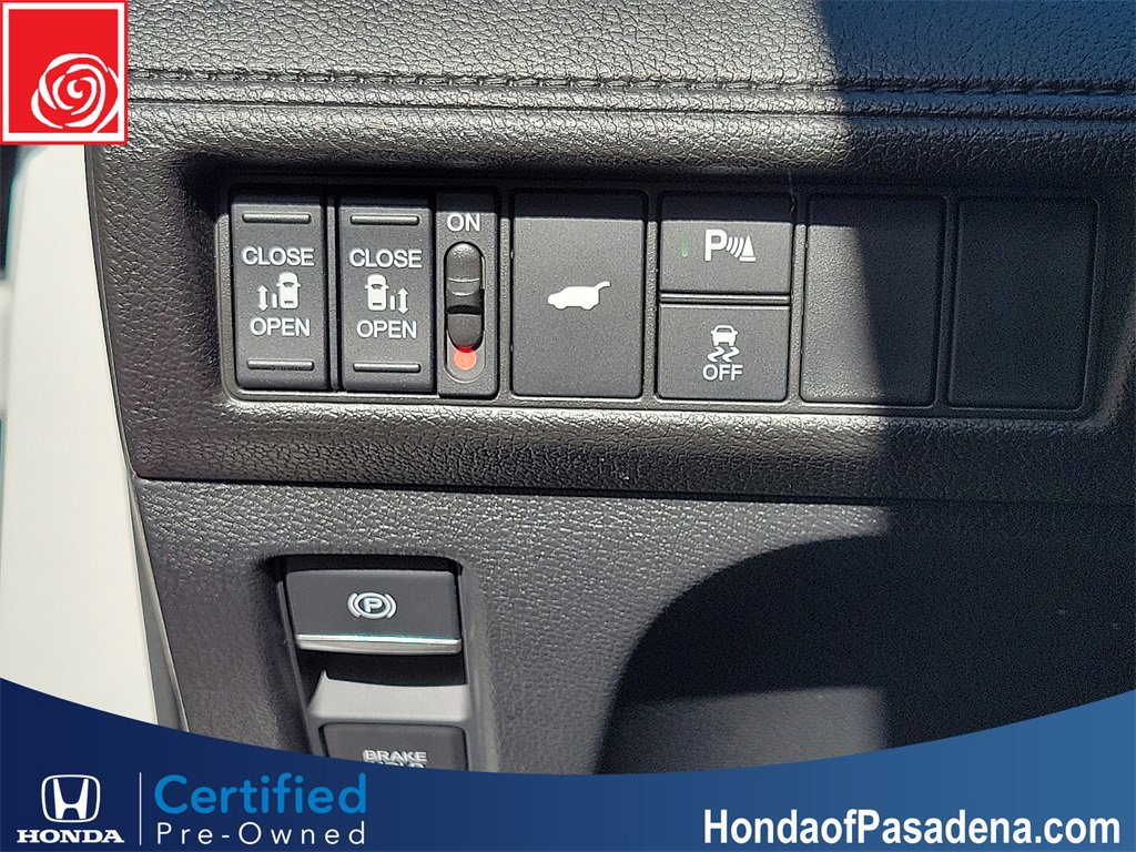 Certified 2026 Honda Odyssey Elite image 18