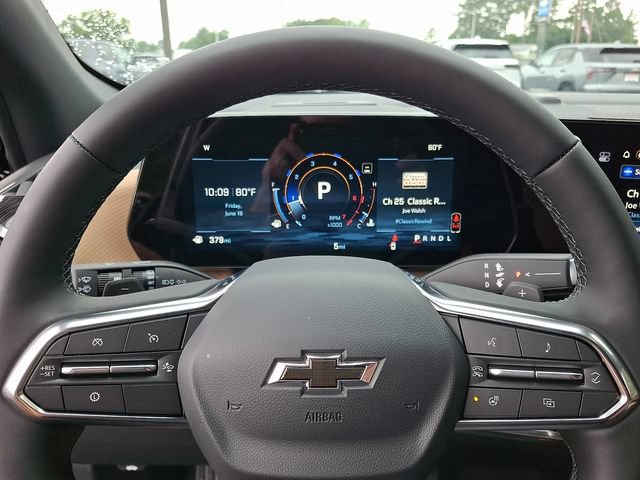 New 2026 Chevrolet Equinox ACTIV w/ Convenience Package III FWD image 14