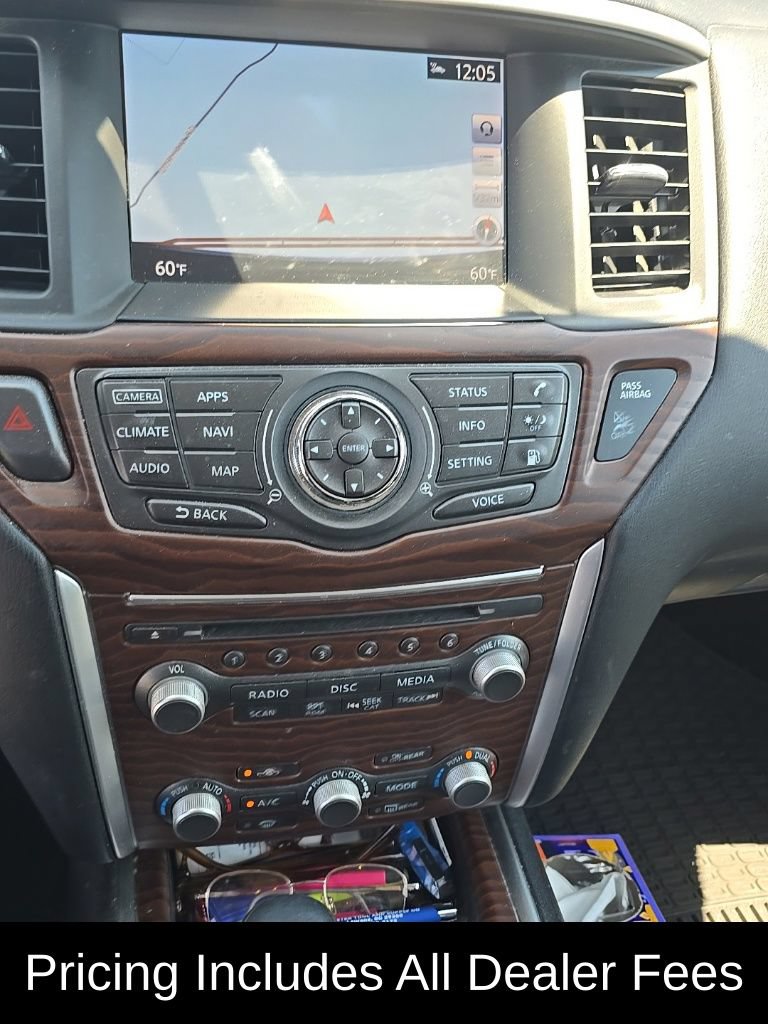 Used 2018 Nissan Pathfinder Platinum FWD image 12